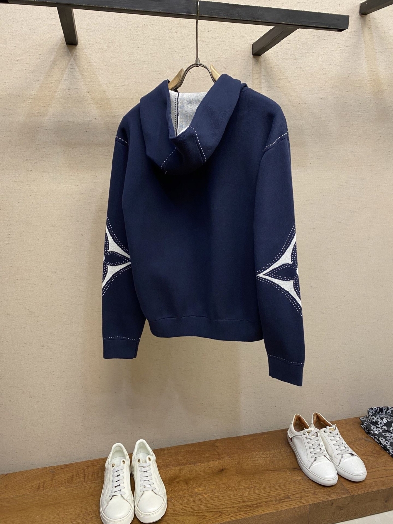 l0vis Vvtt0n outwear